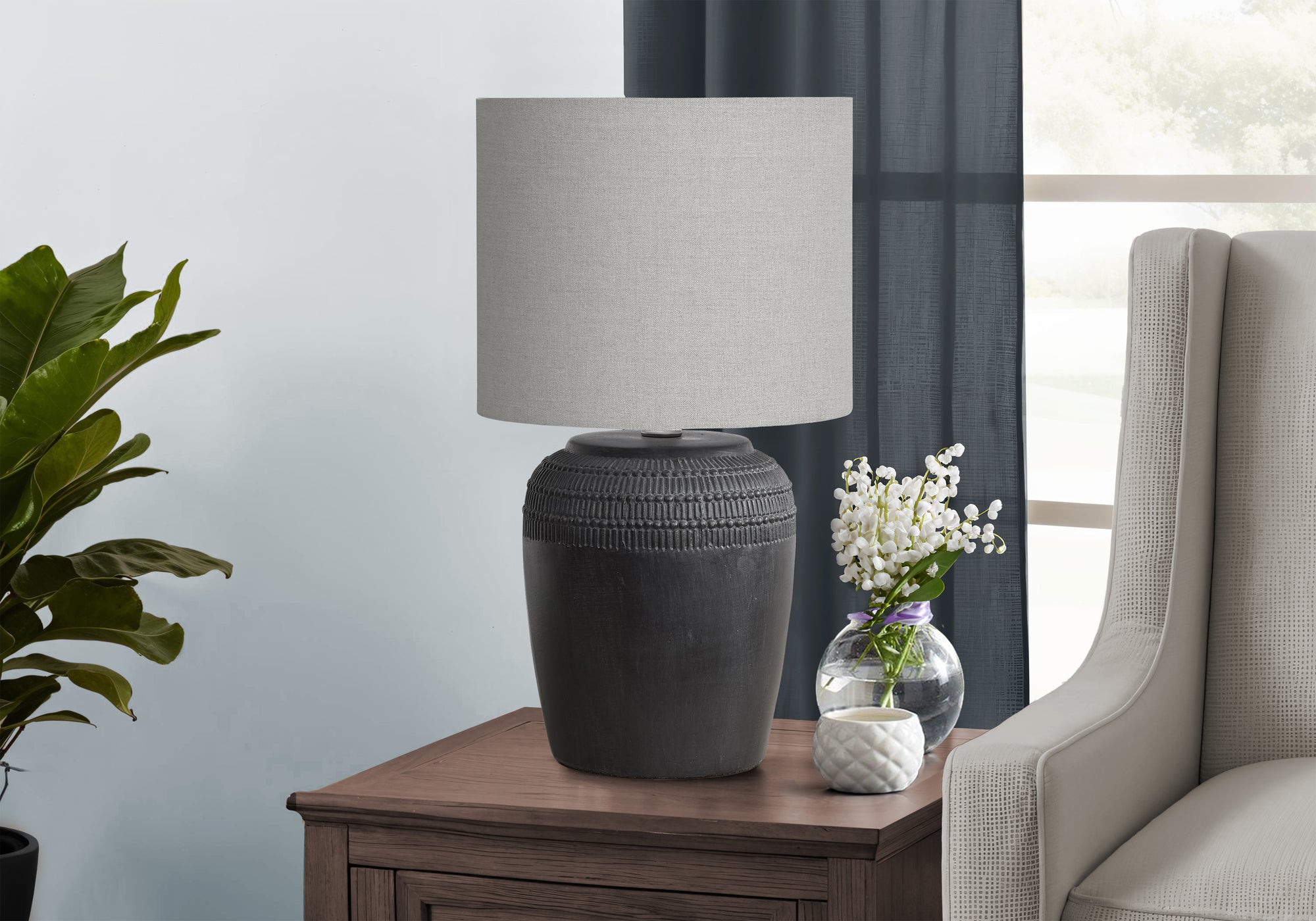 I 9781 - Luminaire, 17''H, Lampe De Table, Céramique Noire, Abat-jour Gris, Contemporain - Simple Boutique