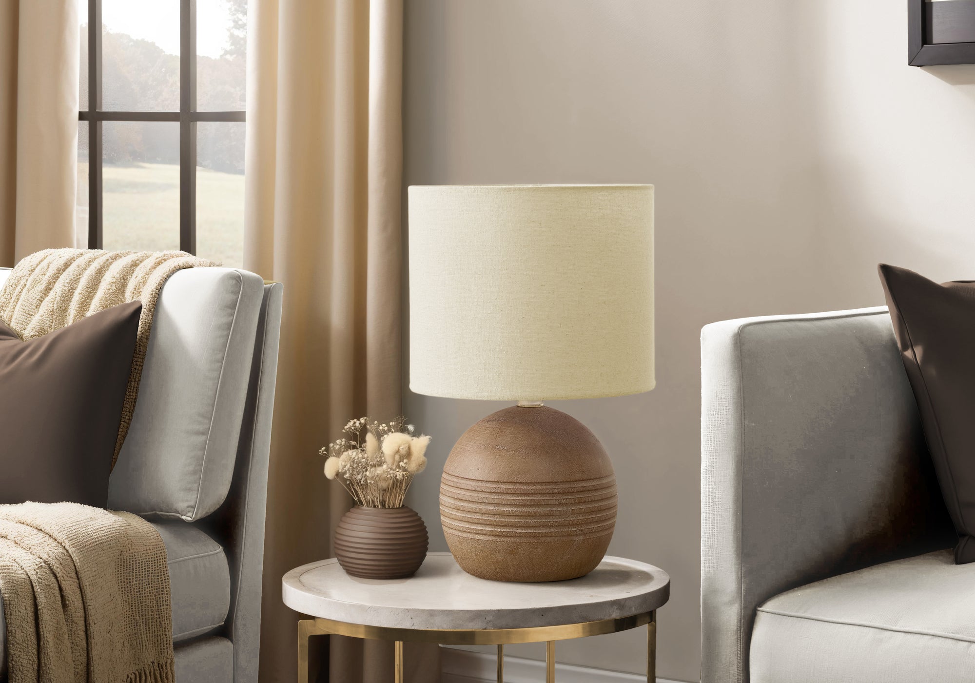 I 9793 - Luminaire, 15''H, Lampe De Table, Résine Brune, Abat-jour Beige, Contemporain, Moderne - Simple Boutique