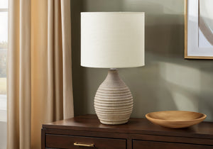 I 9846 - Luminaire, 17''H, Lampe De Table, Résine Brune, Abat-jour Ivoire / Crème, Contemporain, Moderne - Simple Boutique