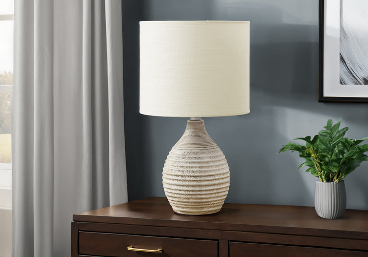 I 9848 - Luminaire, 17''H, Lampe De Table, Résine D'ivoire, Abat-jour Ivoire / Crème, Contemporain, Moderne - Simple Boutique