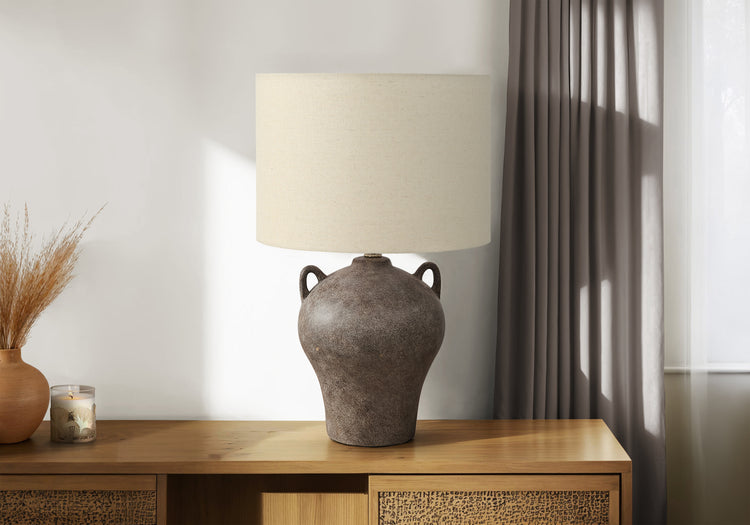 I 9883 - Luminaire, 22''H, Lampe De Table, Céramique Brune, Abat-jour Beige, Transitionnel - Simple Boutique