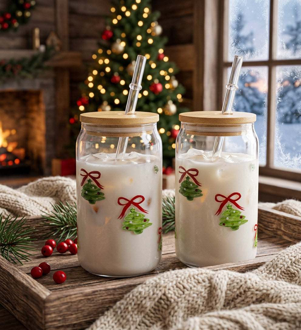 JS Gourmet Gobelets en verre 3D Icon avec couvercle en bambou et paille en verre, lot de 2 (500 ml, sapin de Noël) - Simple Boutique