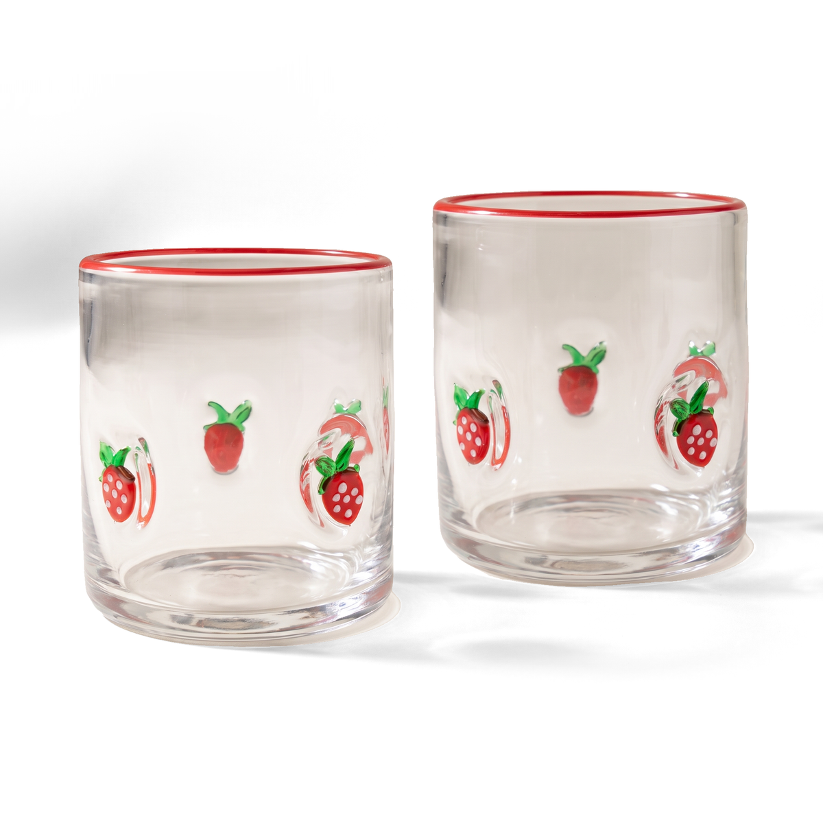 JS Gourmet Icône – Verres gobelets 3D à l'ancienne, fraise / rebord rouge (Lot de 2) - Simple Boutique