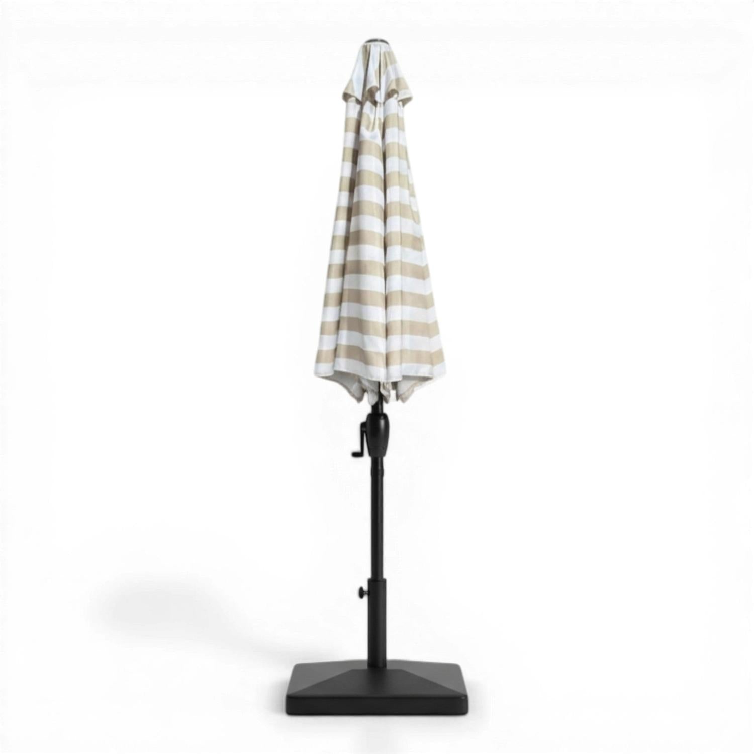 Parasol extérieur 8' Sunset, inclinable avec manivelle, beige rayé - Simple Boutique