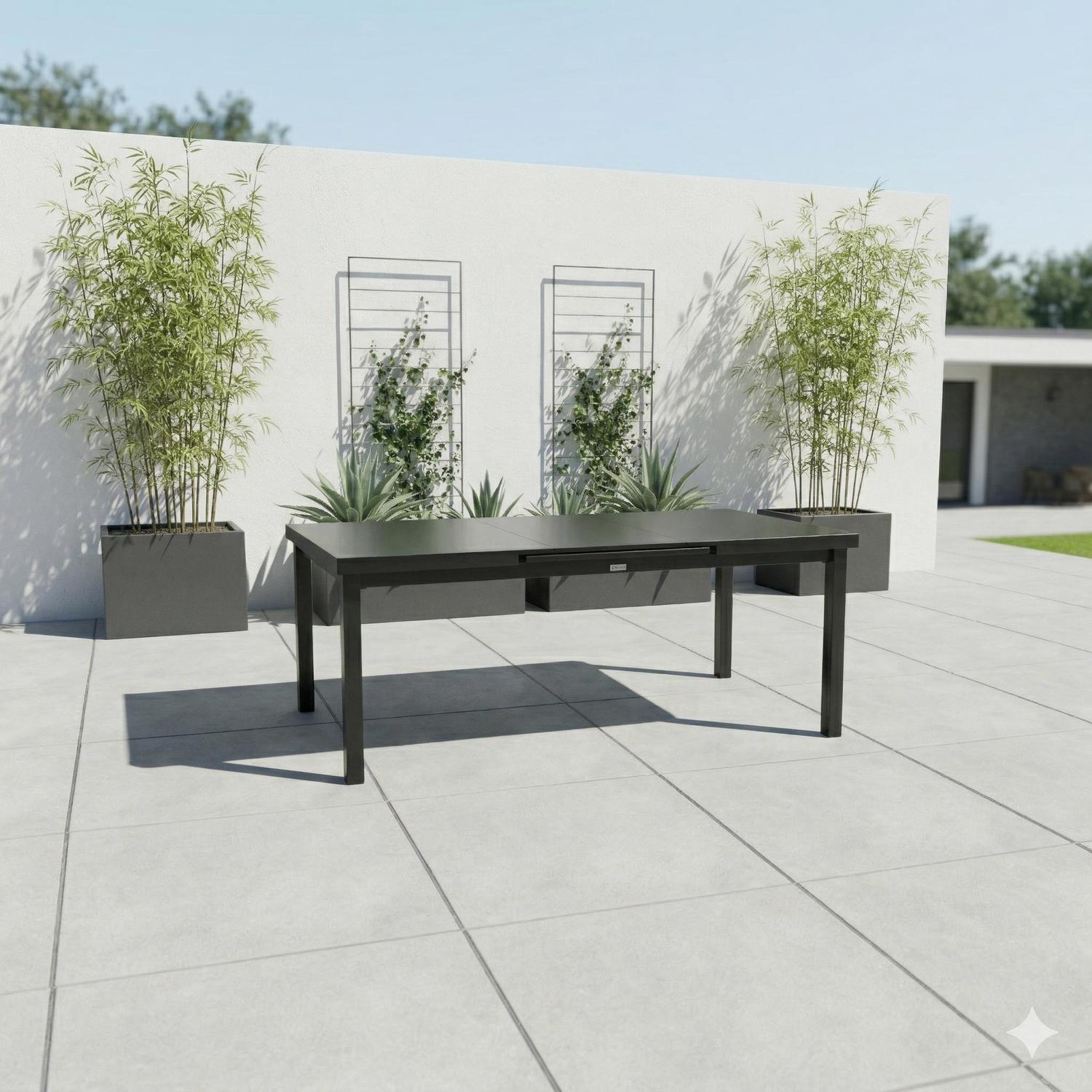 Table patio extensible Jade 71" à 95" – Verre givré haut de gamme, noir - Simple Boutique