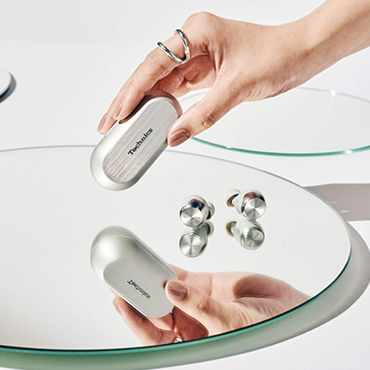 Technics - Écouteurs Intra-Auriculaires Sans-Fil Bluetooth avec Supression du Bruit, Microphone et Boitier de Recharge, Argenté - Simple Boutique