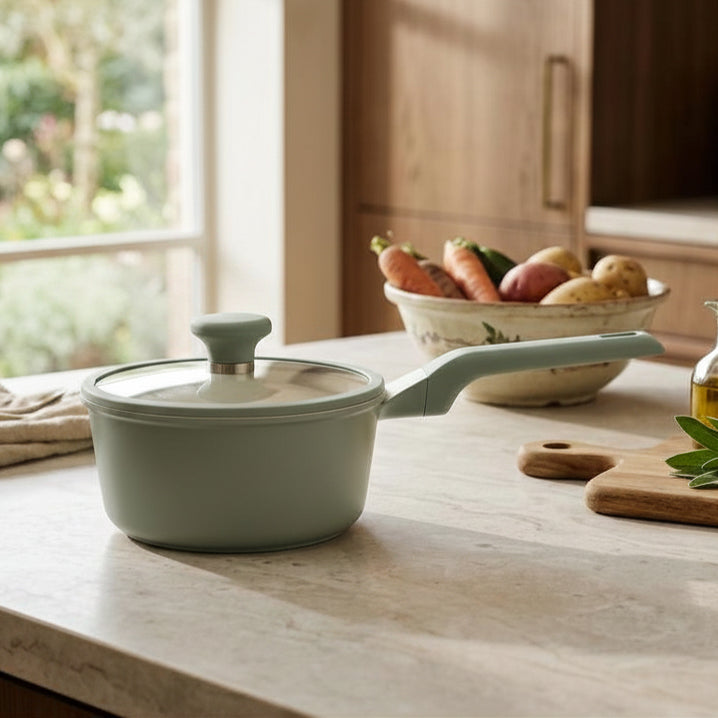 VerAroma Casserole antiadhésive en aluminium moulé sous pression avec couvercle en verre - 18 cm, 3.0 L - Simple Boutique