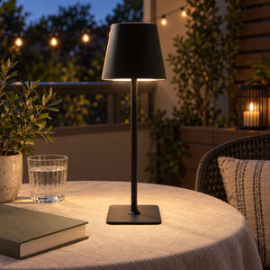 Xtricity Lampe de table tactile DEL rechargeable USB Lucie - mince et sans fil, intensité réglable, 3 couleurs, noire, emballage en vrac - Simple Boutique