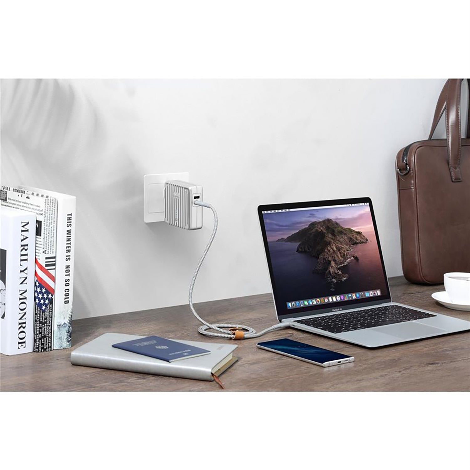 Zendure - Chargeur Mural USB 2 en 1 Avec Banque de Recharge Intégré, 5000mah, Argenté - Simple Boutique