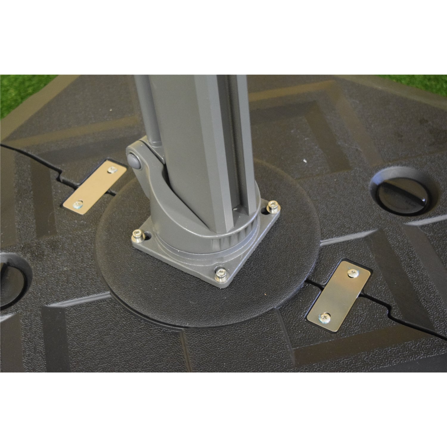 Base de Parasol en Plastique, 33" x 33" x 6.7", Noir - Simple Boutique