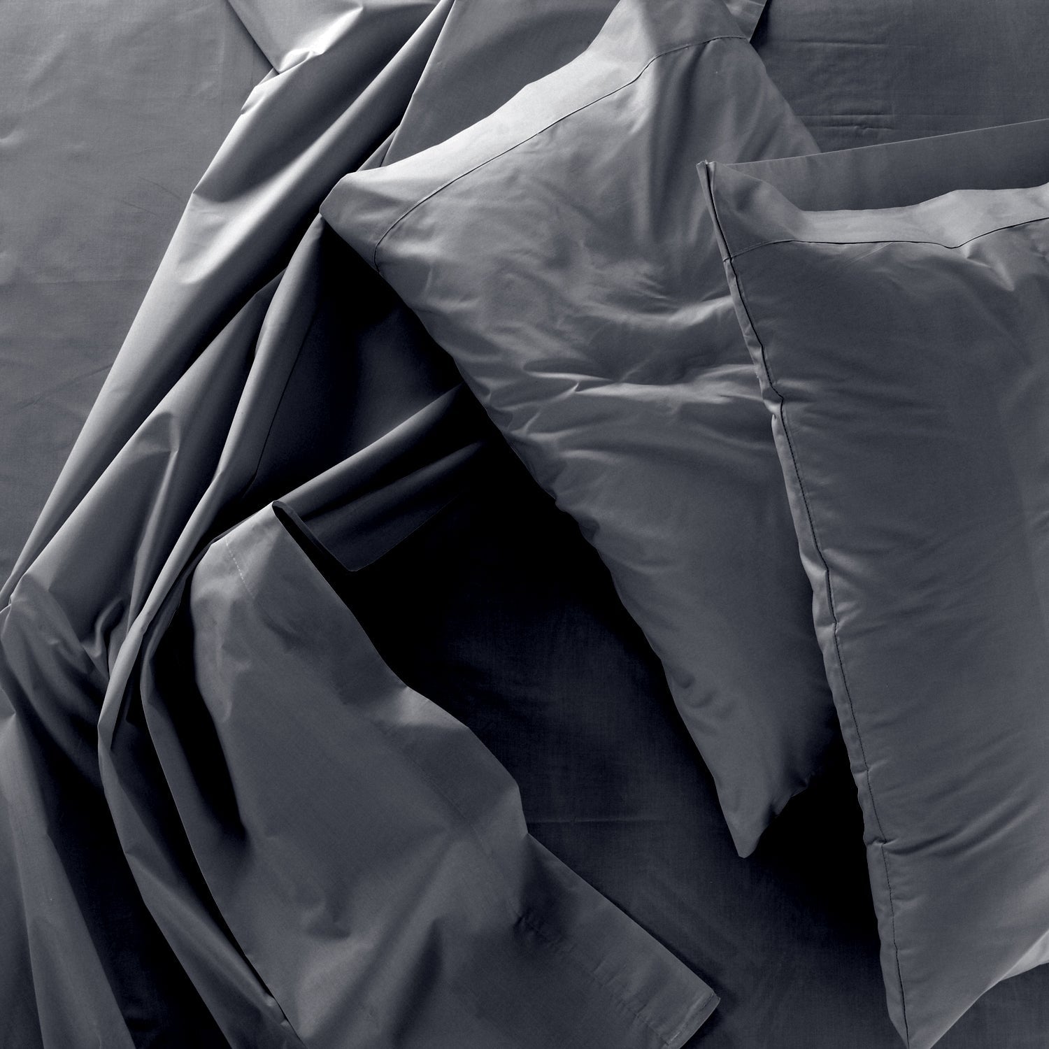 Cotton House - Ensemble de Drap en Bambou, Hypoallergénique, Grandeur King, Gris Foncé - Simple Boutique