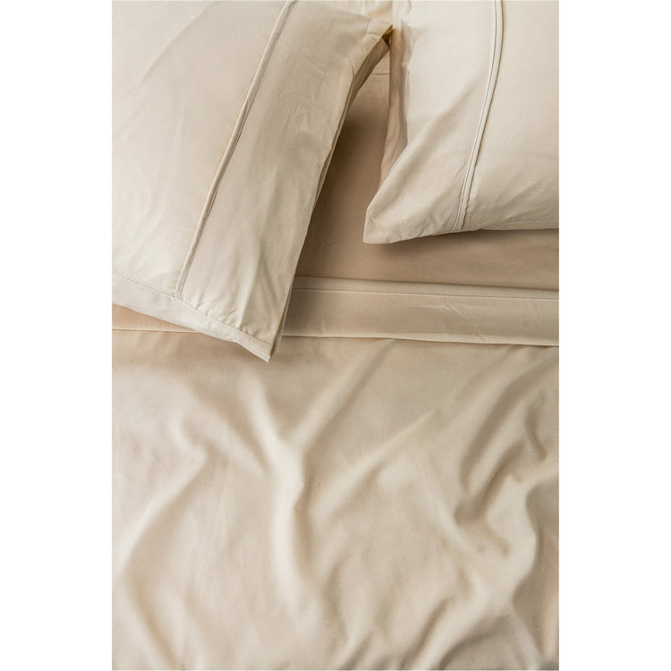 DB Chez Vous - Ensemble de Draps en Microfibre, Hypoallergénique, Grandeur Queen, Beige - Simple Boutique