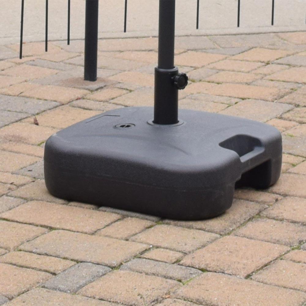 F. Corriveau International Base De Parasol En Plastique - Simple Boutique