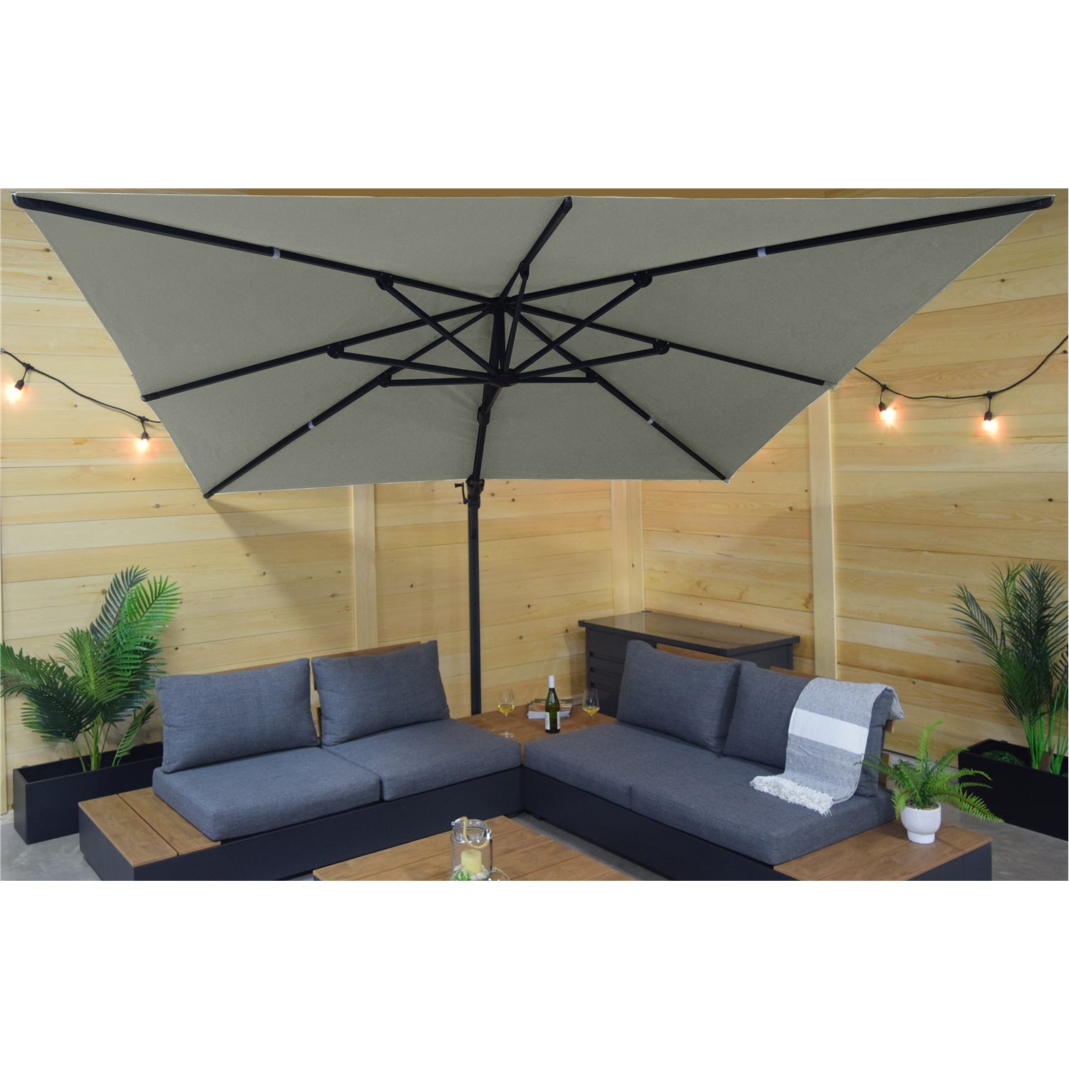 F. Corriveau International - Parasol Carré Oasis, 10' x 10', Tissu Résistant aux UV, Beige - Simple Boutique