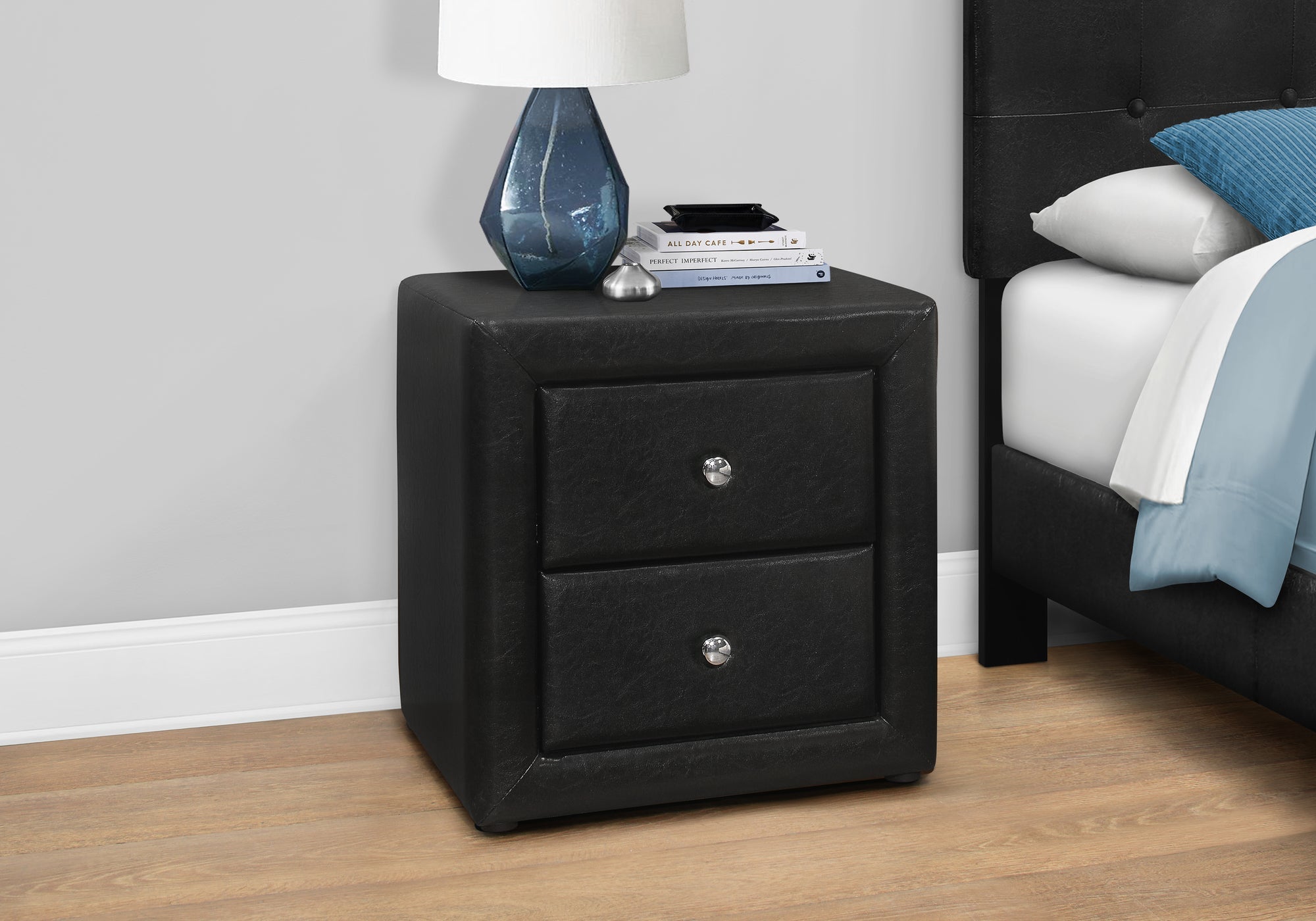 I 5603 Accessoire De Chambre, Table De Nuit, Bout, Côté, Lampe, Tiroir De Rangement, Chambre À Coucher, Rembourré, Pu D'aspect Cuir, Noir, Transitionnel - Simple Boutique