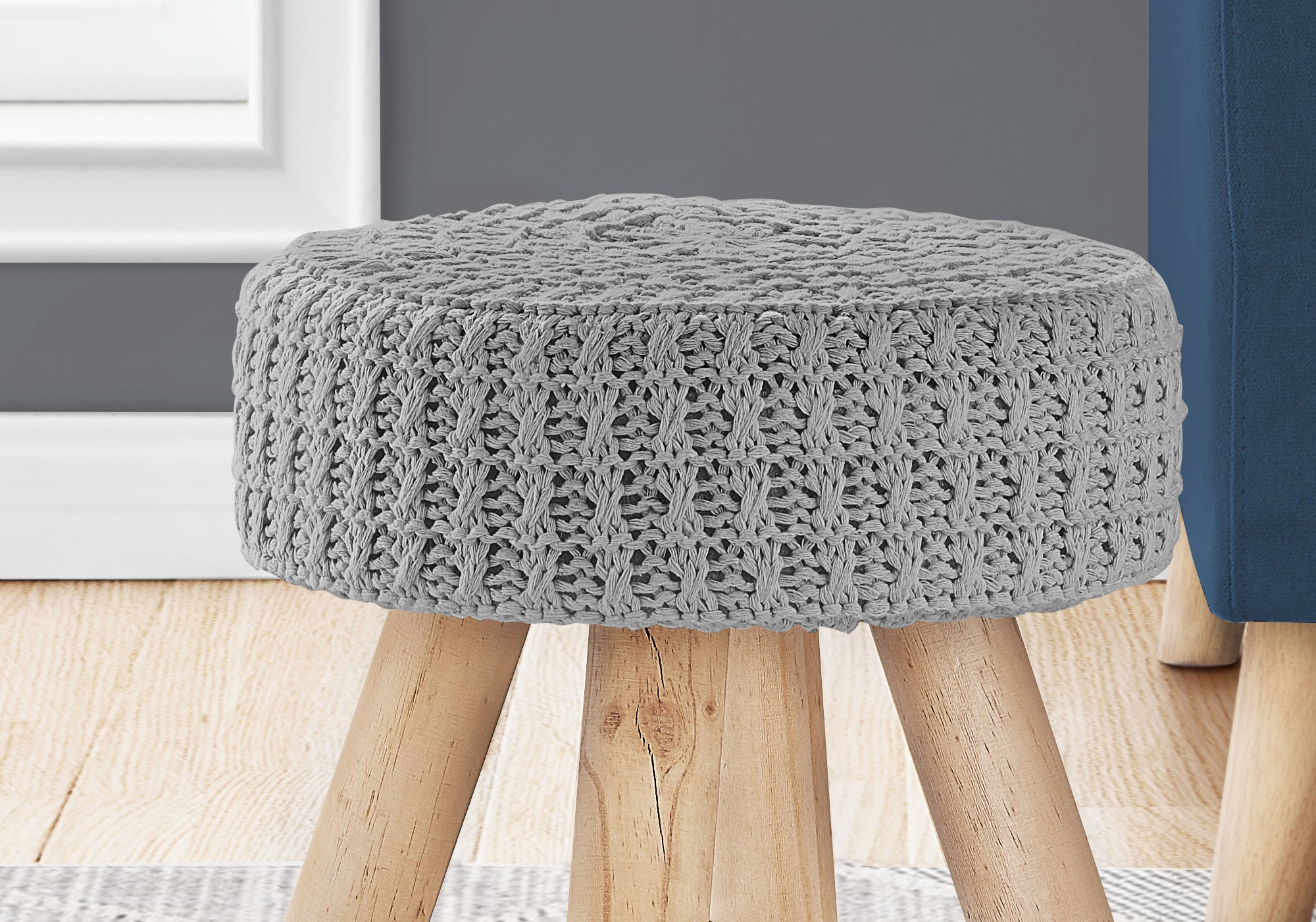 I 9013 Ottoman, Pouf, Repose Pieds, Tabouret, 12" Rond, Velours, Pattes En Bois, Gris, Naturel, Contemporain, Moderne - Simple Boutique