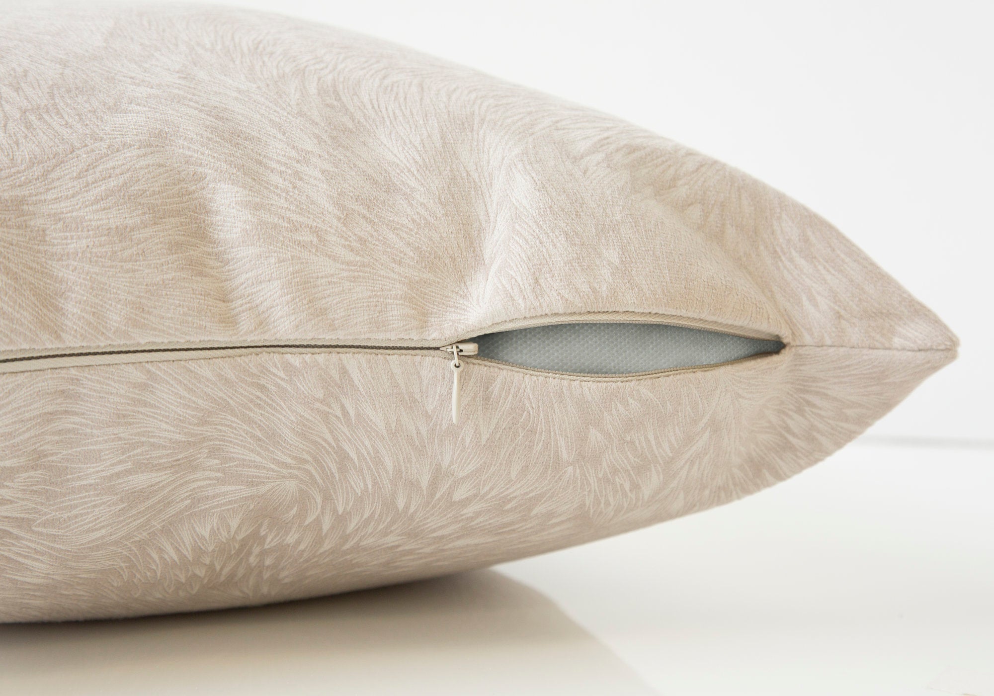 I 9318 Oreillers, 18 X 18 Carré, Encart Inclus, Jeté Décoratif, Accent, Sofa, Canapé, Chambre À Coucher, Polyester, Hypoallergénique, Beige, Moderne - Simple Boutique
