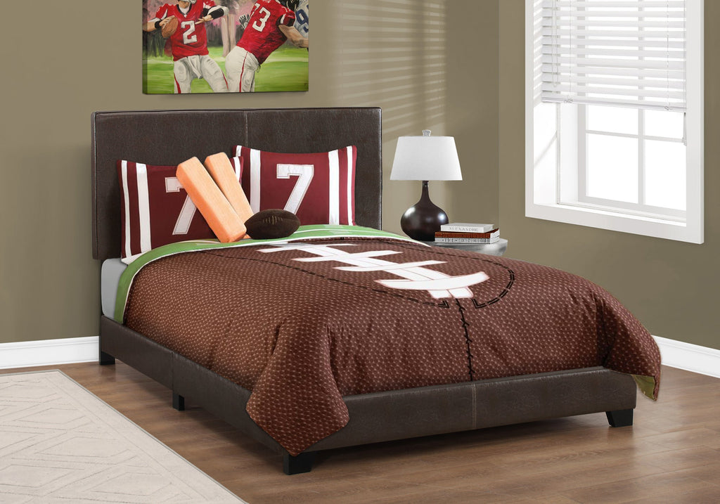 Monarch Specialties I 5910F Lit, Taille Réelle, Plate-forme, Chambre À Coucher, Cadre, Rembourré, Pu D'aspect Cuir, Pattes En Bois, Brun, Transitionnel