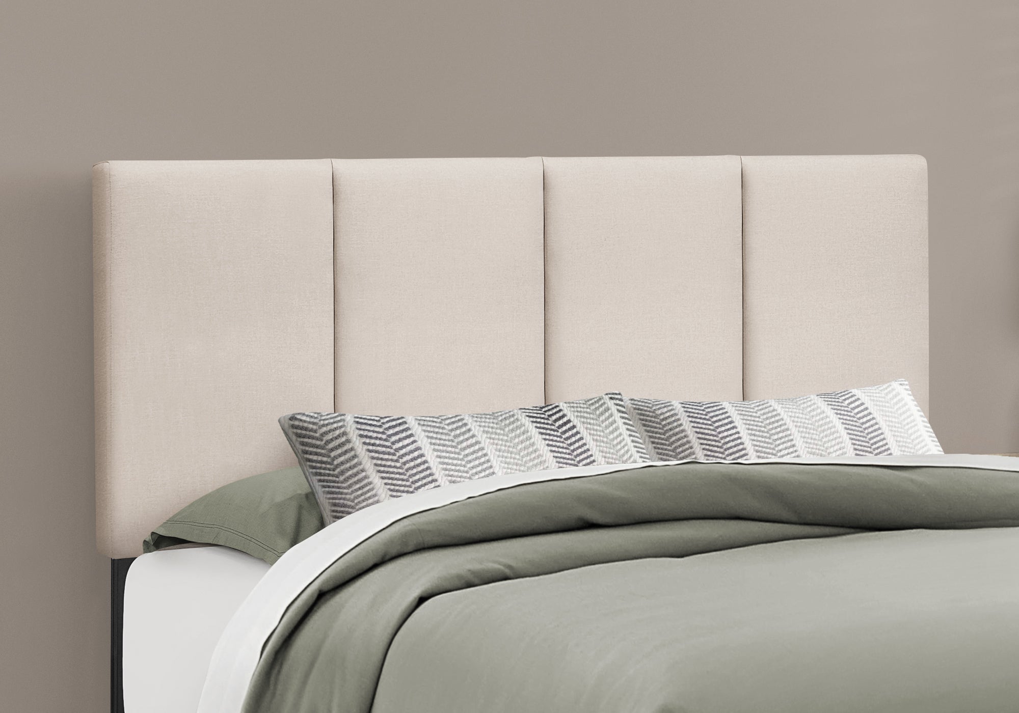 Monarch Specialties I 6026Q Lit, Grand, Plate-forme, Chambre À Coucher, Cadre, Rembourré, D'aspect Lin, Pattes En Bois, Beige, Noir, Transitionnel - Simple Boutique